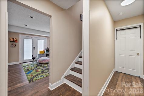 2604 Ironwood Drive Hickory NC 28602
