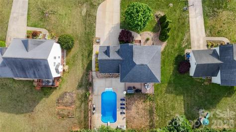 2604 Ironwood Drive Hickory NC 28602