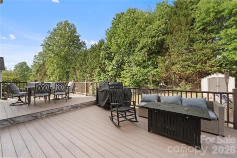 2604 Ironwood Drive Hickory NC 28602