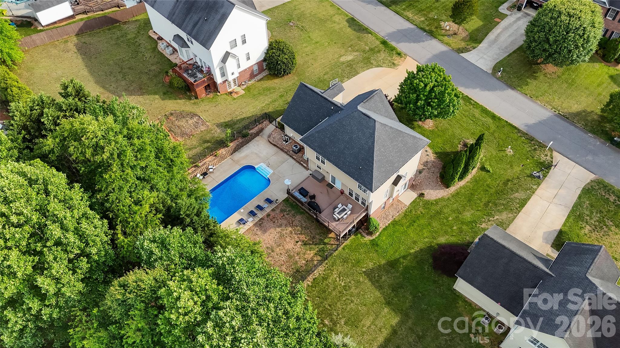 2604 Ironwood Drive Hickory NC 28602