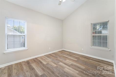 6316 Derryfield Drive Charlotte NC 28213