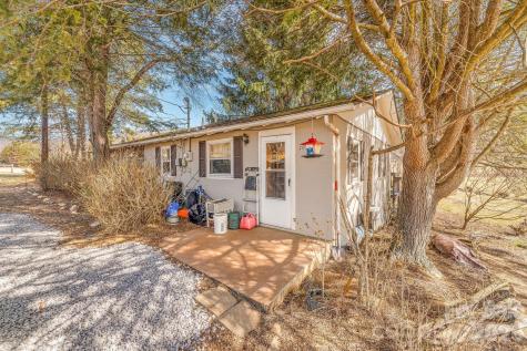 22 Mountain Spring Lane Canton NC 28716