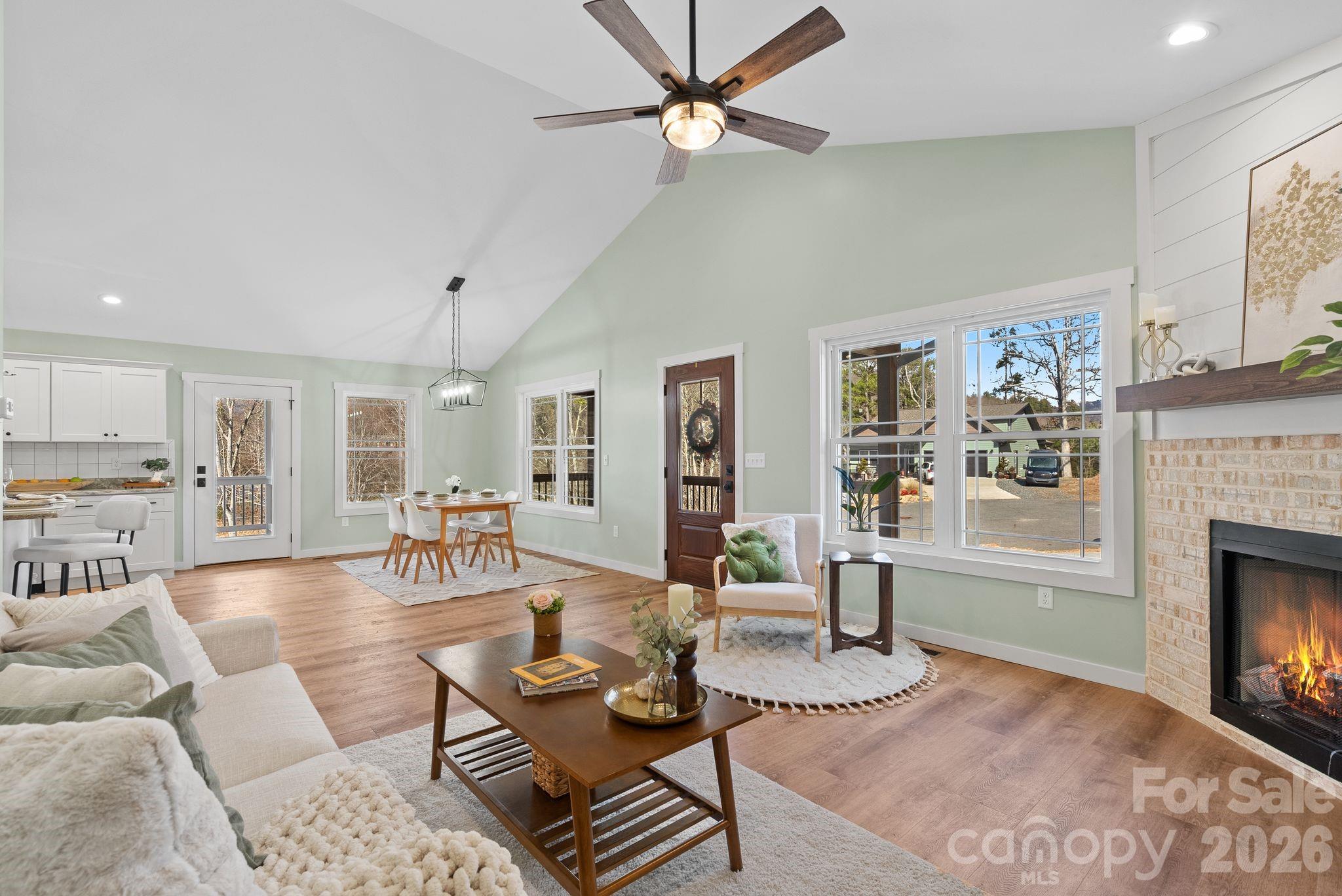 56 White Oak Place Mars Hill NC 28754