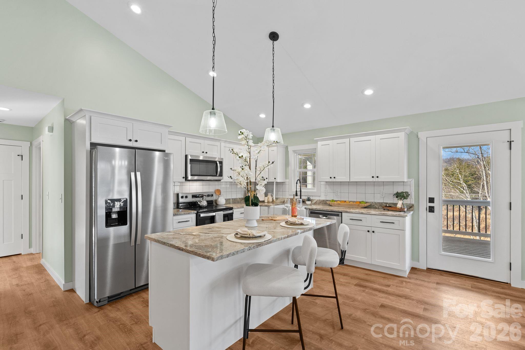 56 White Oak Place Mars Hill NC 28754
