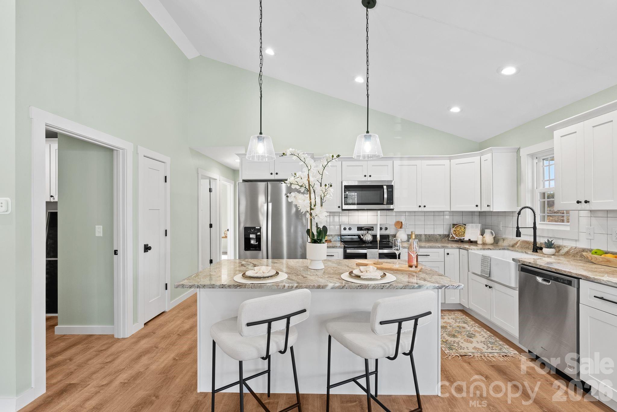 56 White Oak Place Mars Hill NC 28754
