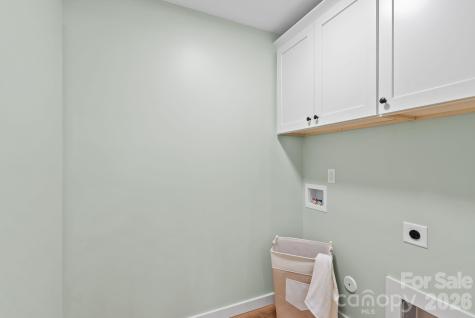56 White Oak Place Mars Hill NC 28754