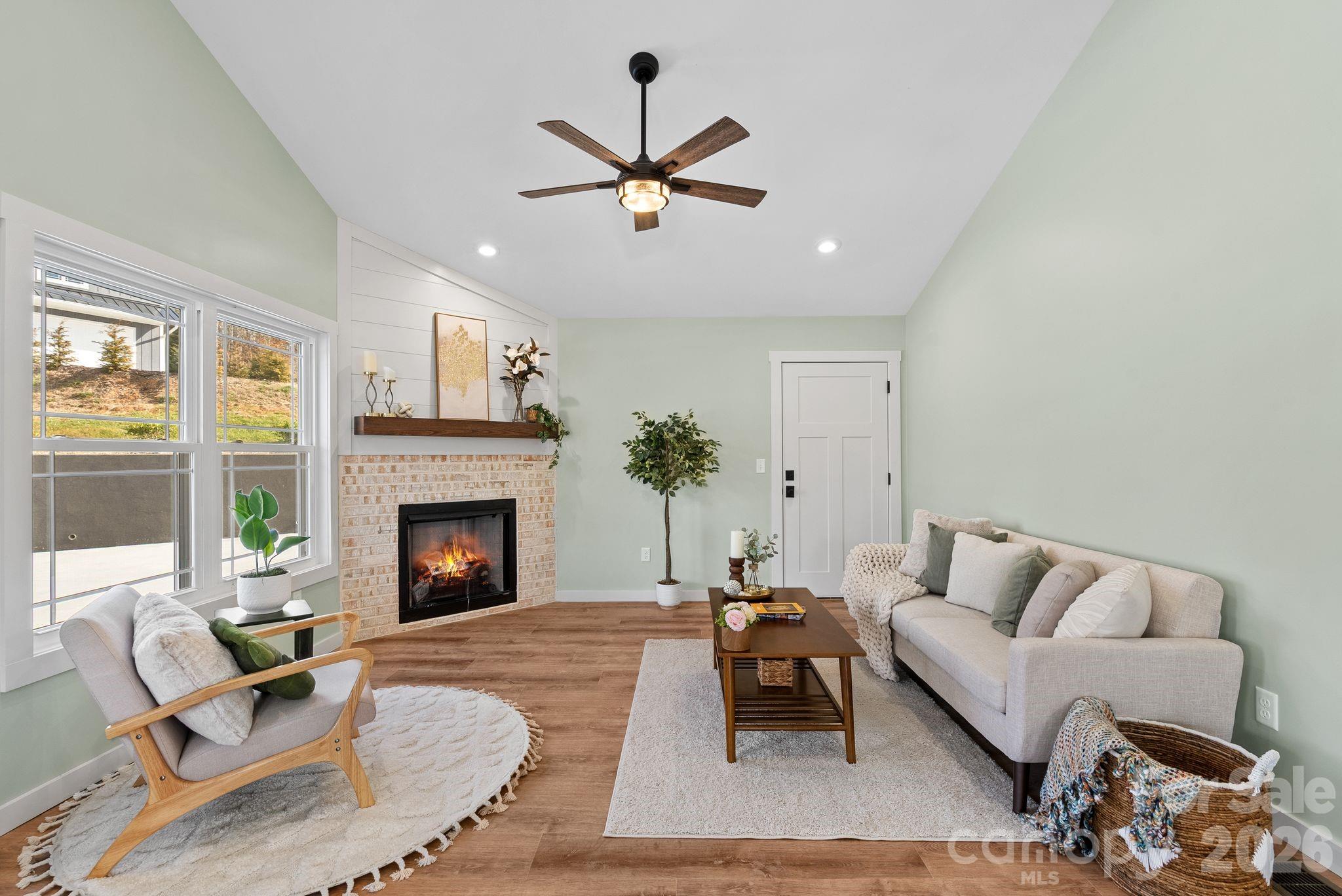 56 White Oak Place Mars Hill NC 28754
