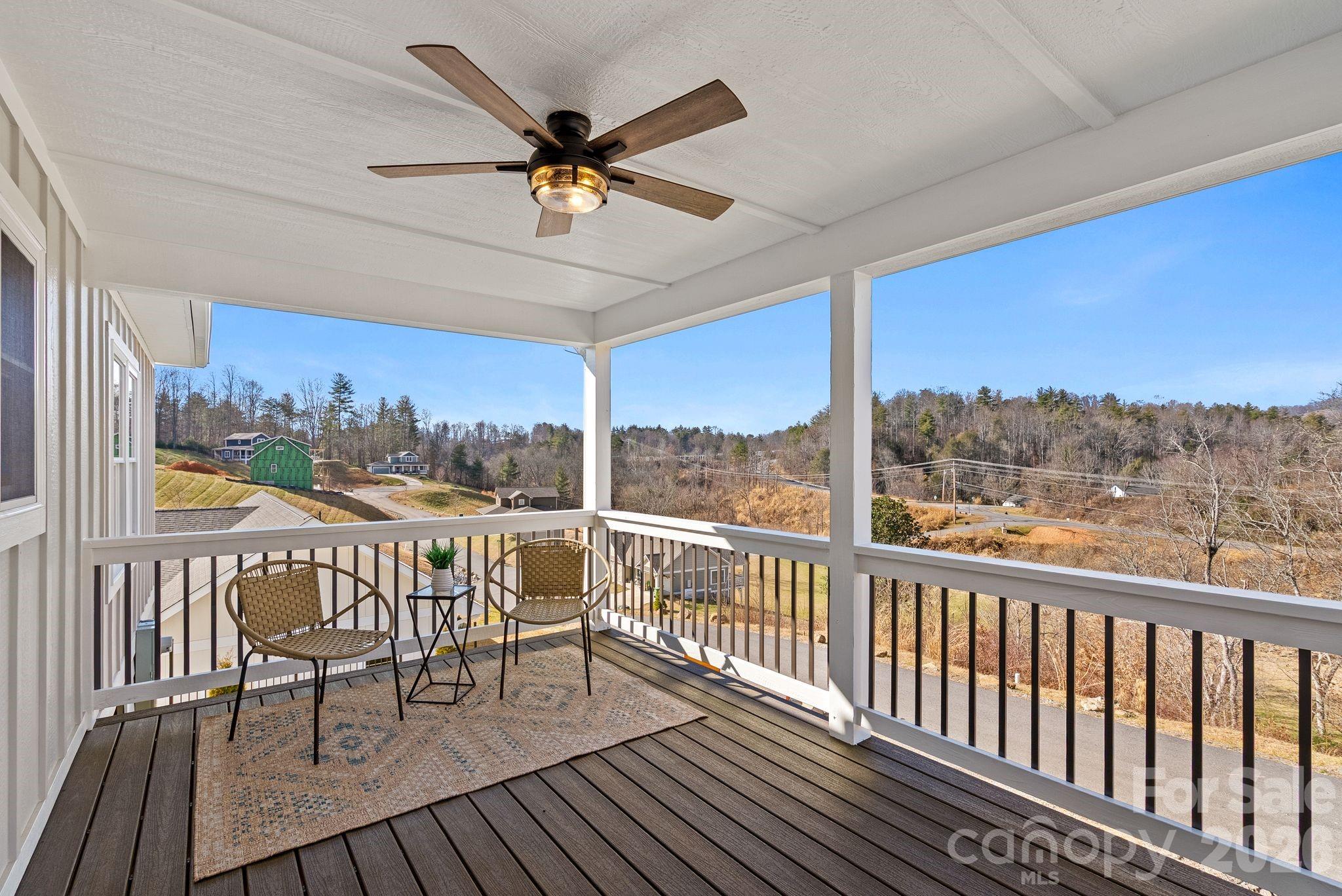 56 White Oak Place Mars Hill NC 28754