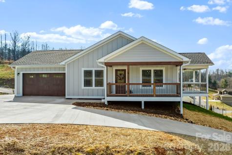 56 White Oak Place Mars Hill NC 28754
