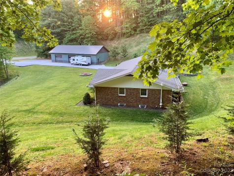 2015 S 226 Highway Bakersville NC 28705