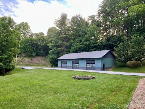 2015 S 226 Highway Bakersville NC 28705