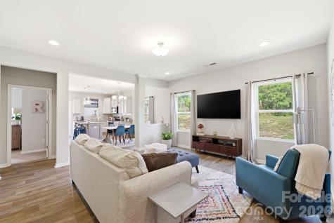 5914 River Meadow Court Charlotte NC 28213