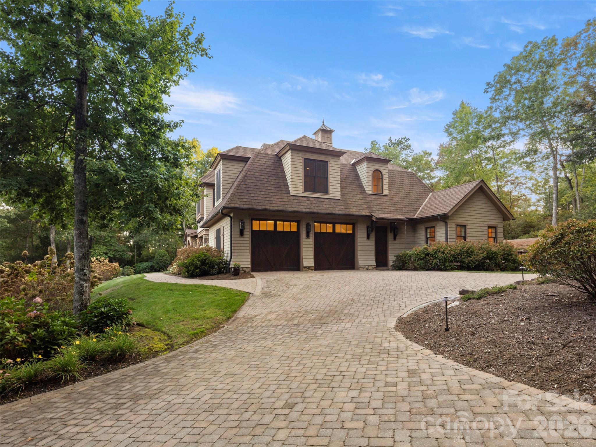 1946 White Tree Trail Arden NC 28704