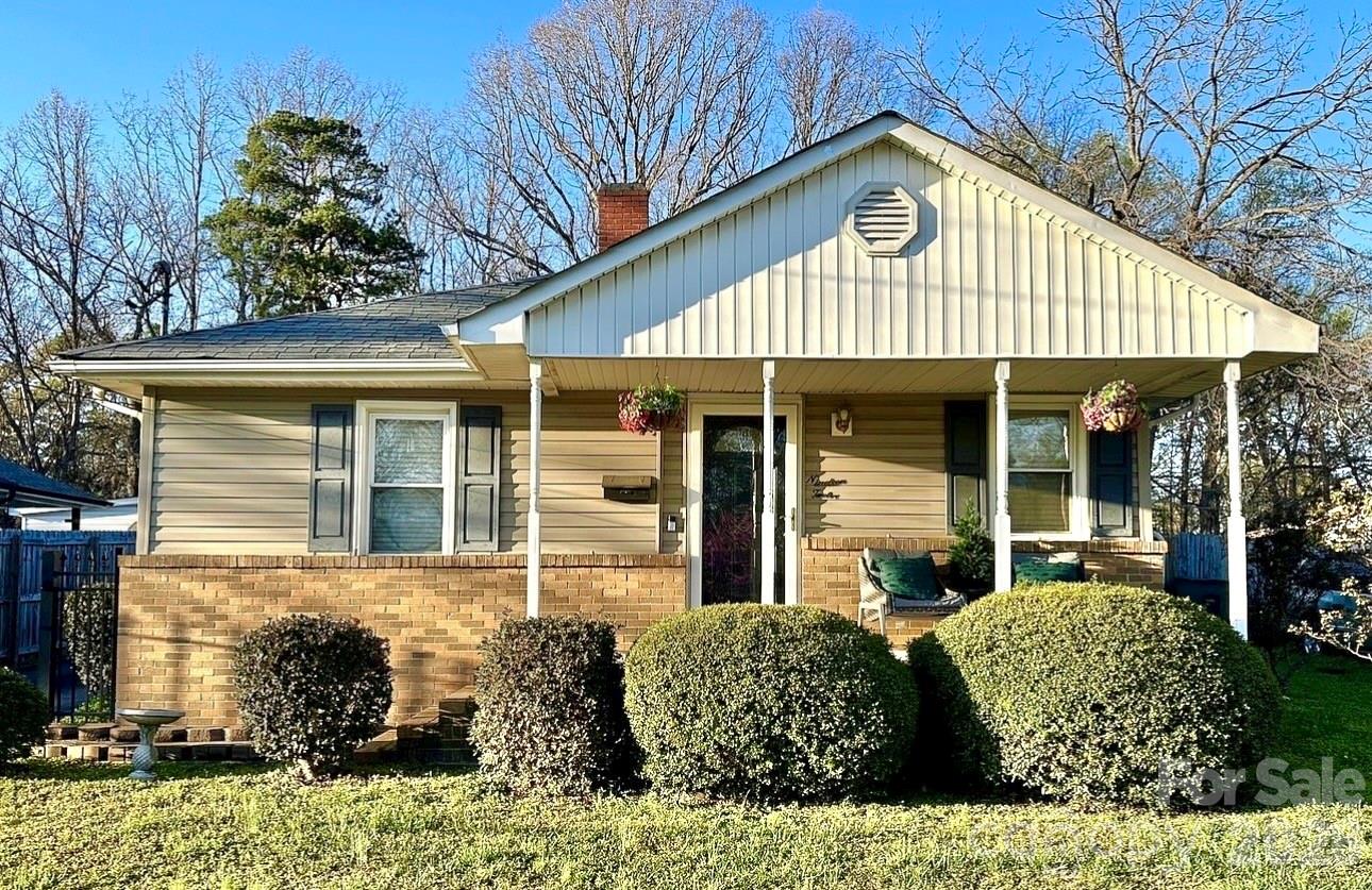 1912 Graham Street Gastonia NC 28052