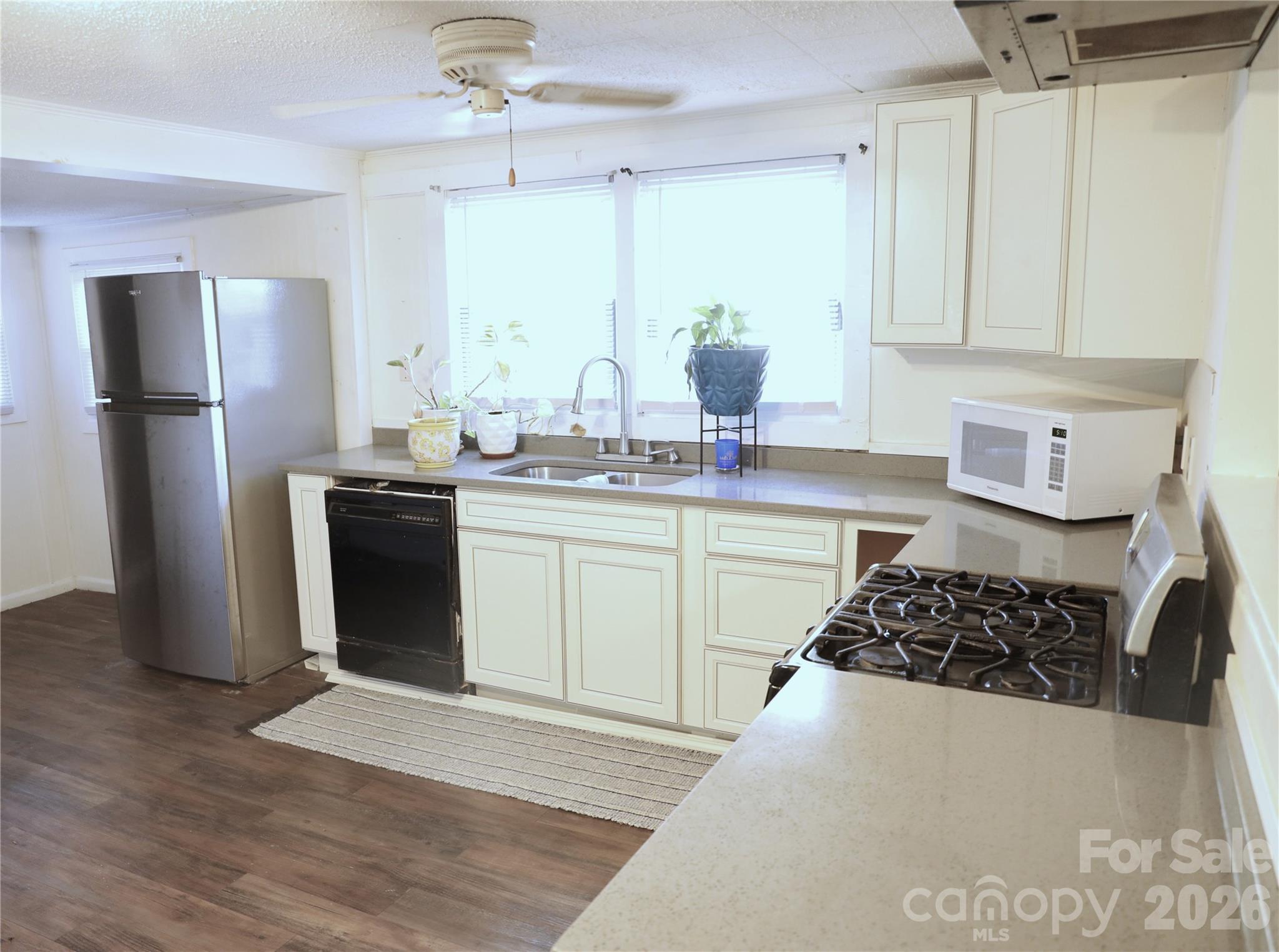 1912 Graham Street Gastonia NC 28052
