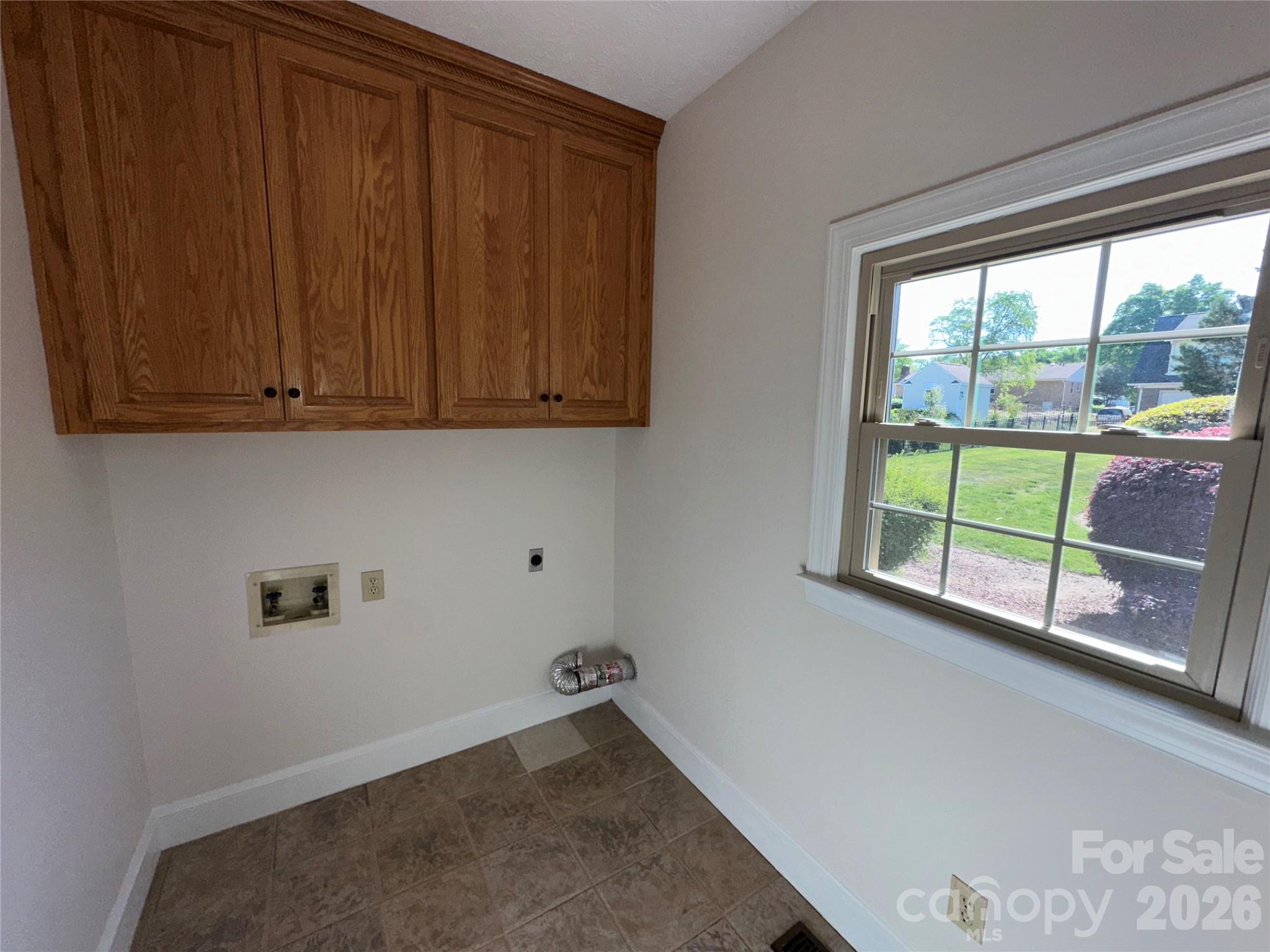 8219 Deer Drive Harrisburg NC 28075
