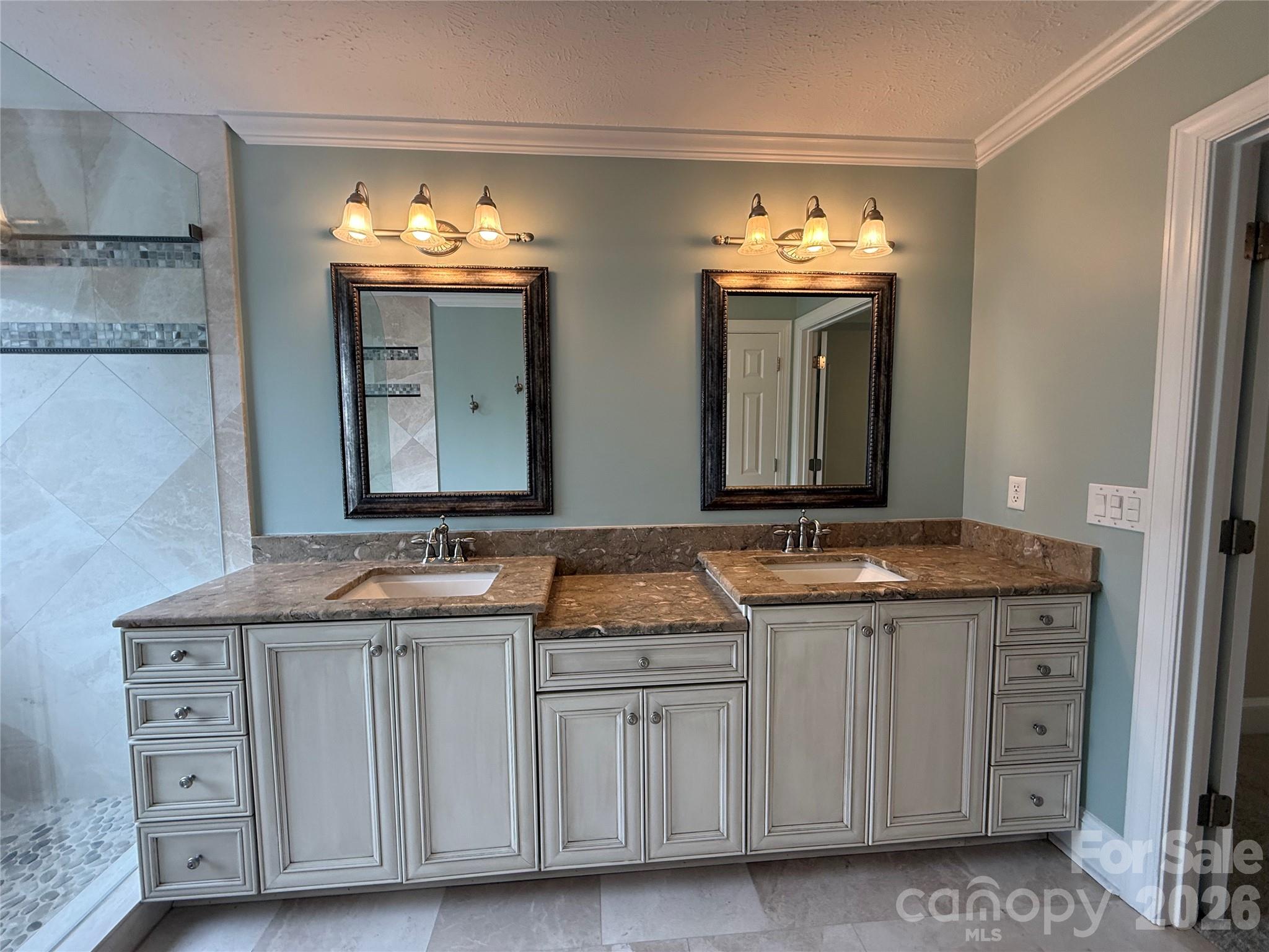 8219 Deer Drive Harrisburg NC 28075