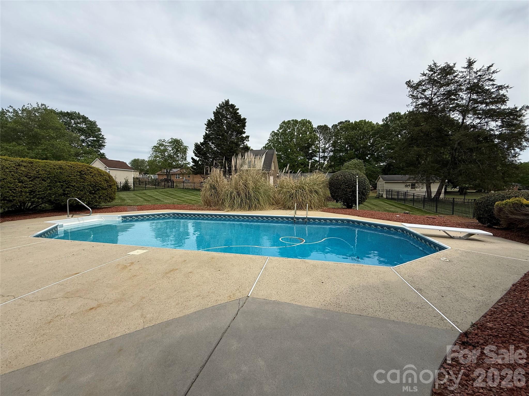 8219 Deer Drive Harrisburg NC 28075