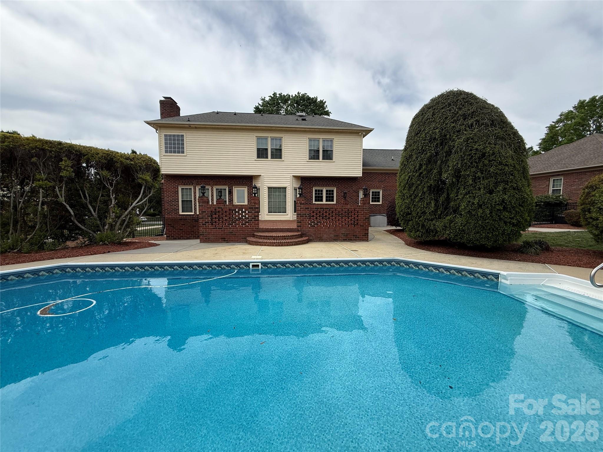 8219 Deer Drive Harrisburg NC 28075