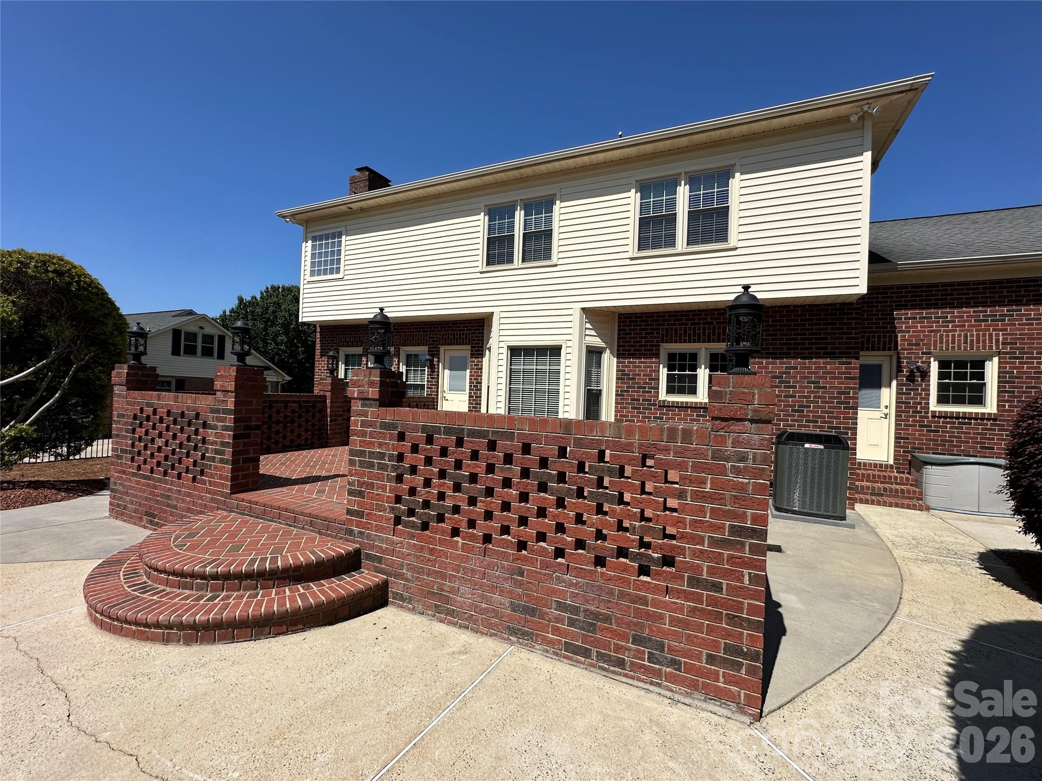 8219 Deer Drive Harrisburg NC 28075