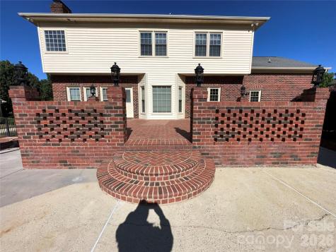 8219 Deer Drive Harrisburg NC 28075