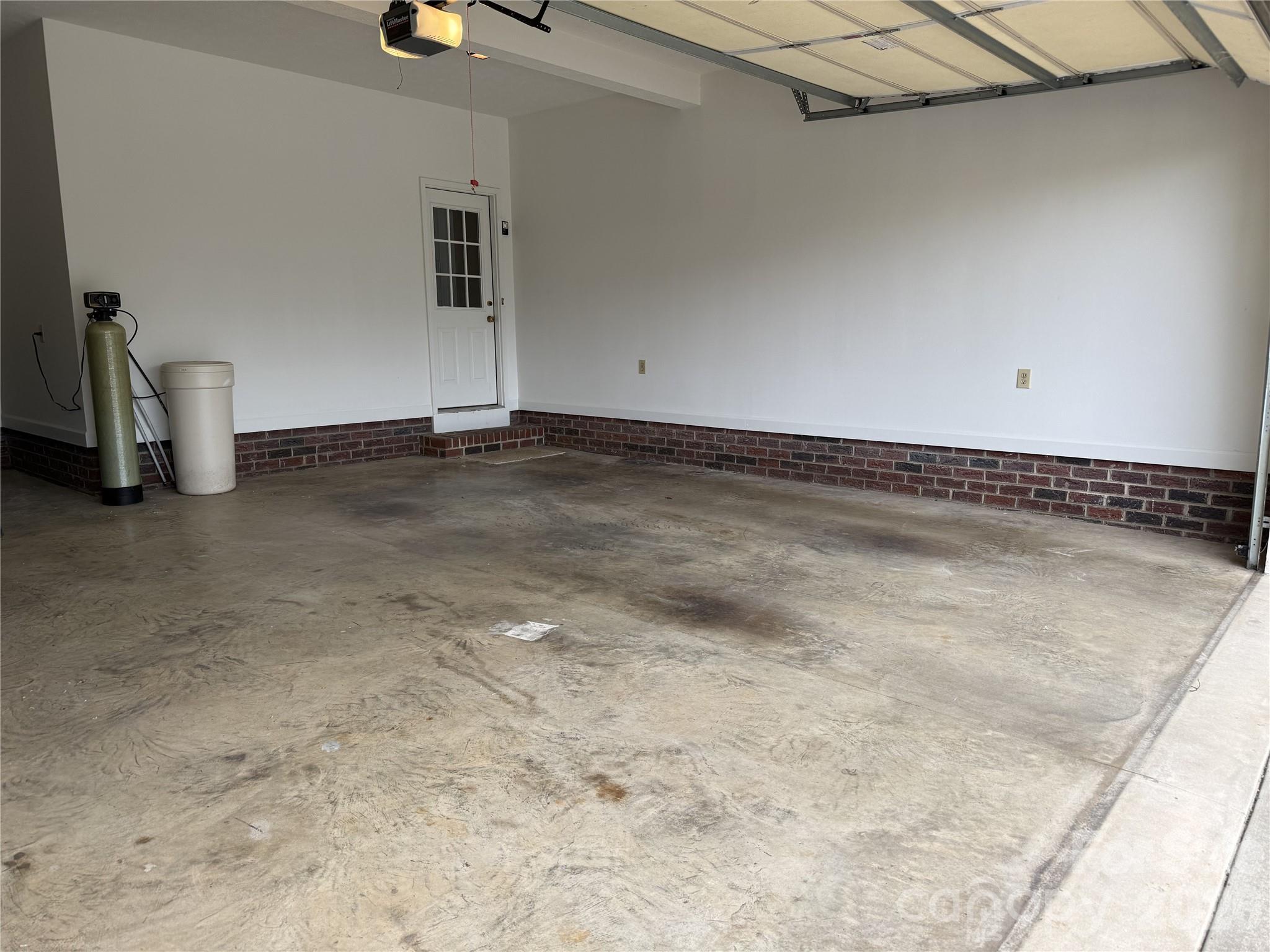 8219 Deer Drive Harrisburg NC 28075