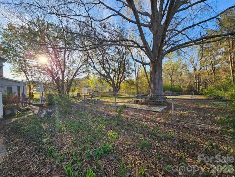 979 Suttle Road Lancaster SC 29720