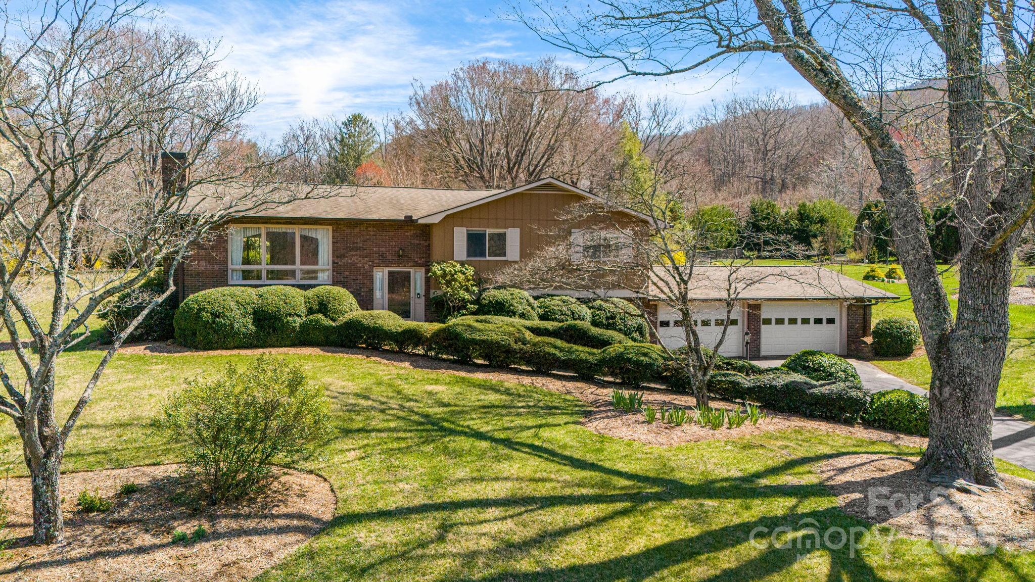 105 White Oak Circle Black Mountain NC 28711