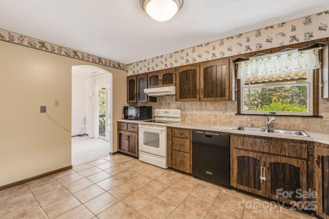 105 White Oak Circle Black Mountain NC 28711