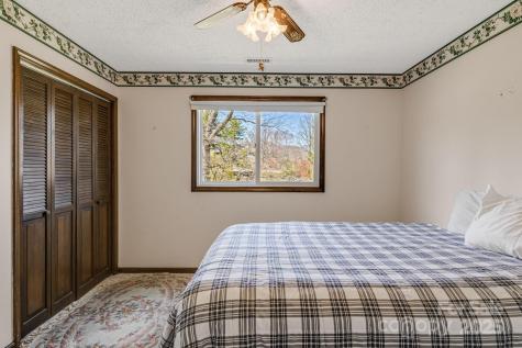 105 White Oak Circle Black Mountain NC 28711