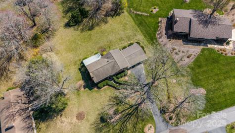 105 White Oak Circle Black Mountain NC 28711