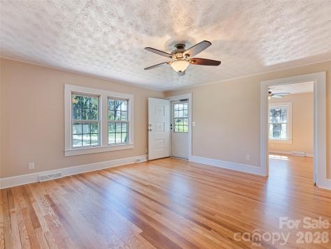157 Morgan Street Canton NC 28716