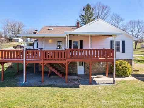 157 Morgan Street Canton NC 28716