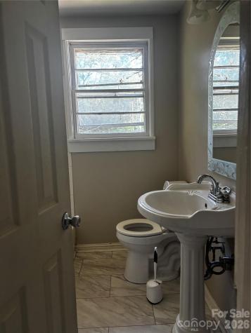 907 Maple Avenue Salisbury NC 28144