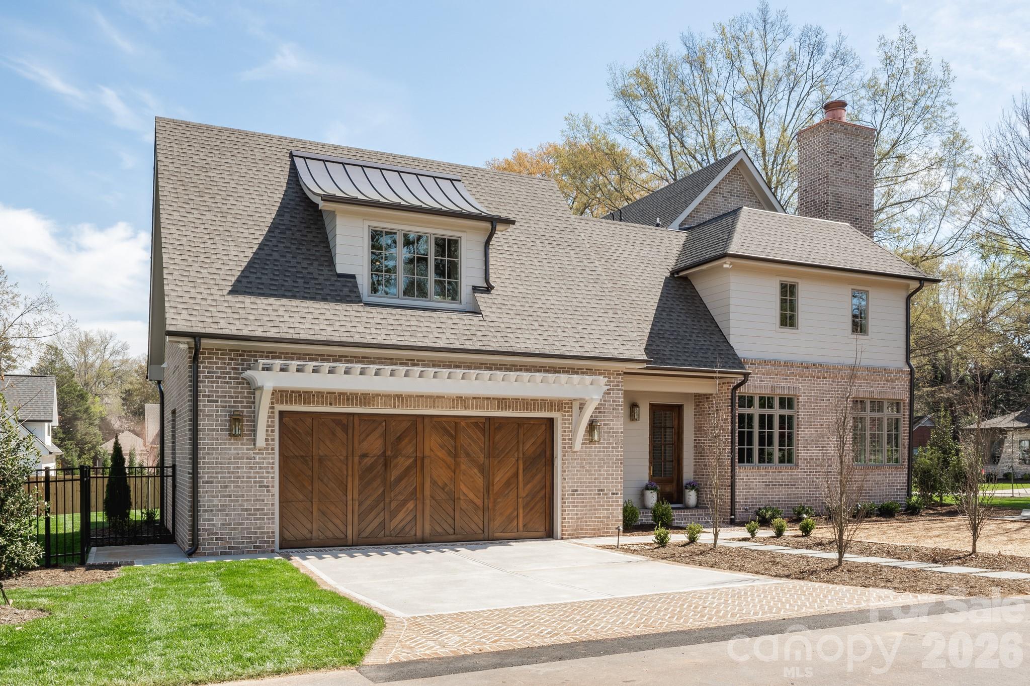 221 N Canterbury Road Charlotte NC 28211