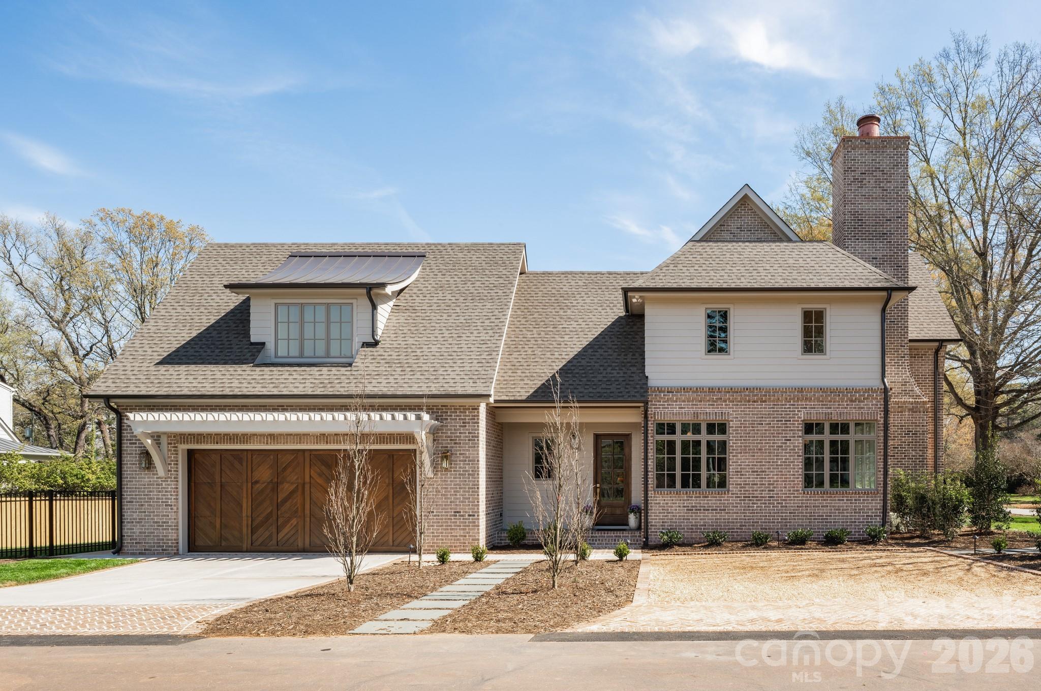 221 N Canterbury Road Charlotte NC 28211