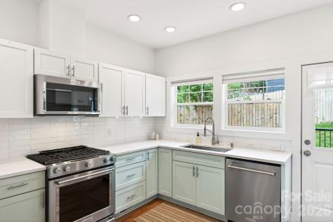 163 Sand Hill Road Asheville NC 28806