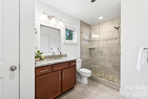 163 Sand Hill Road Asheville NC 28806