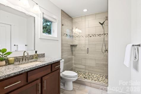163 Sand Hill Road Asheville NC 28806