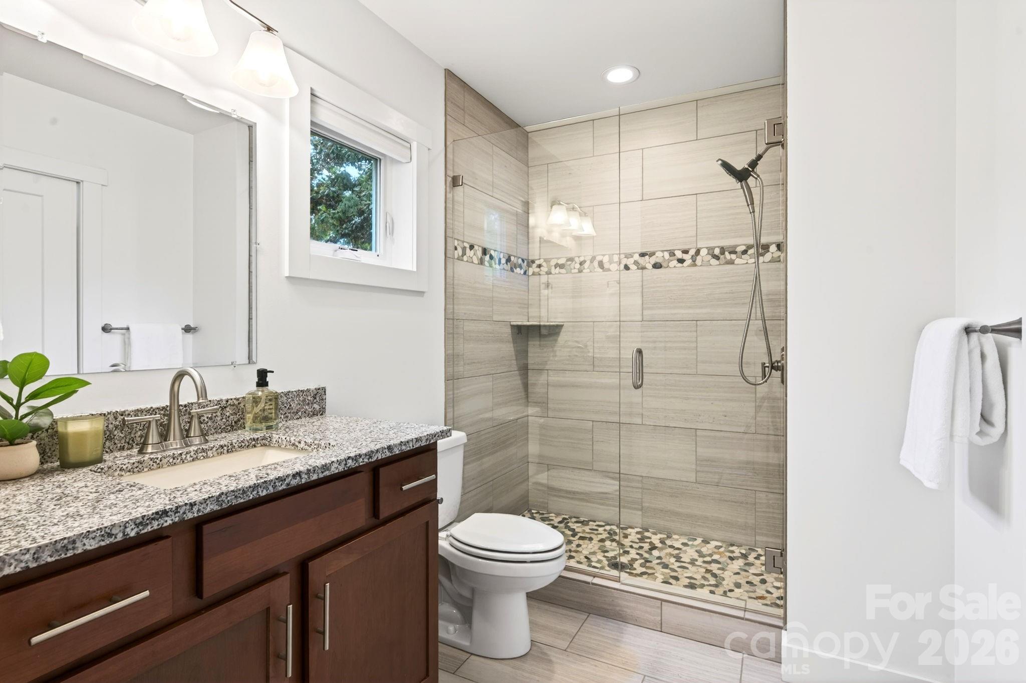 163 Sand Hill Road Asheville NC 28806