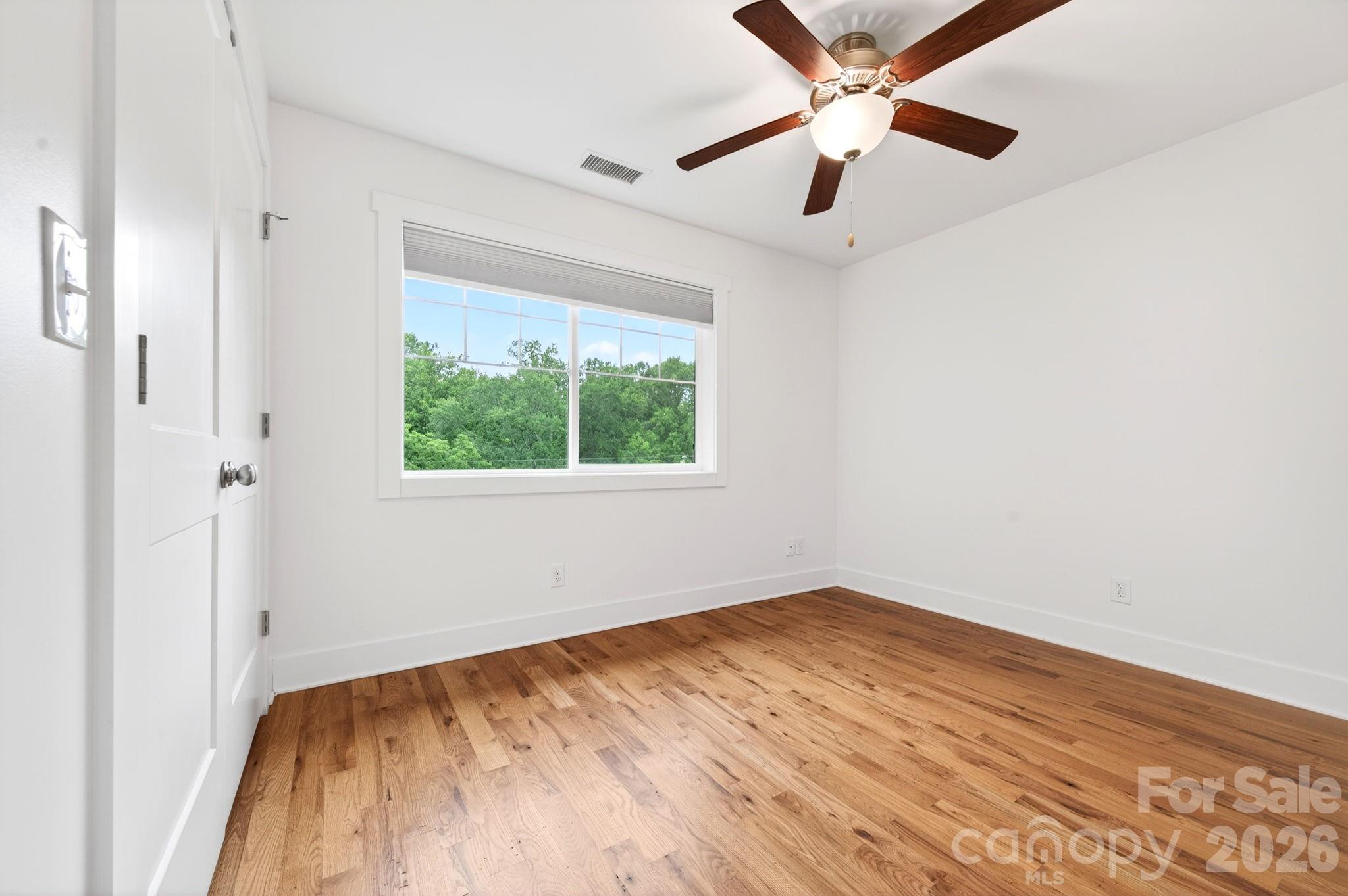 163 Sand Hill Road Asheville NC 28806