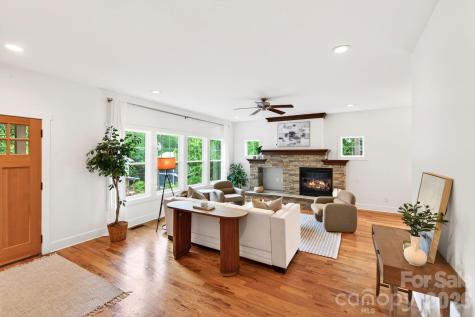 163 Sand Hill Road Asheville NC 28806