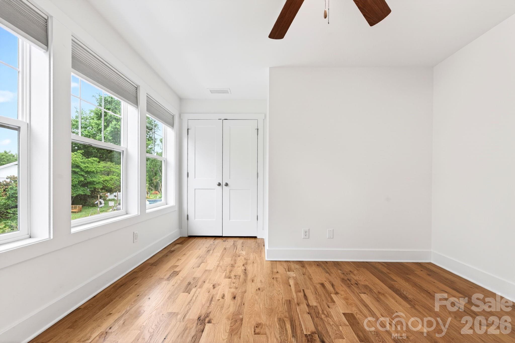 163 Sand Hill Road Asheville NC 28806