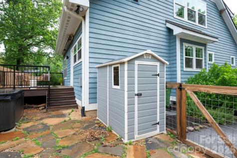 163 Sand Hill Road Asheville NC 28806