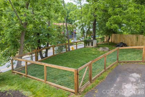 163 Sand Hill Road Asheville NC 28806
