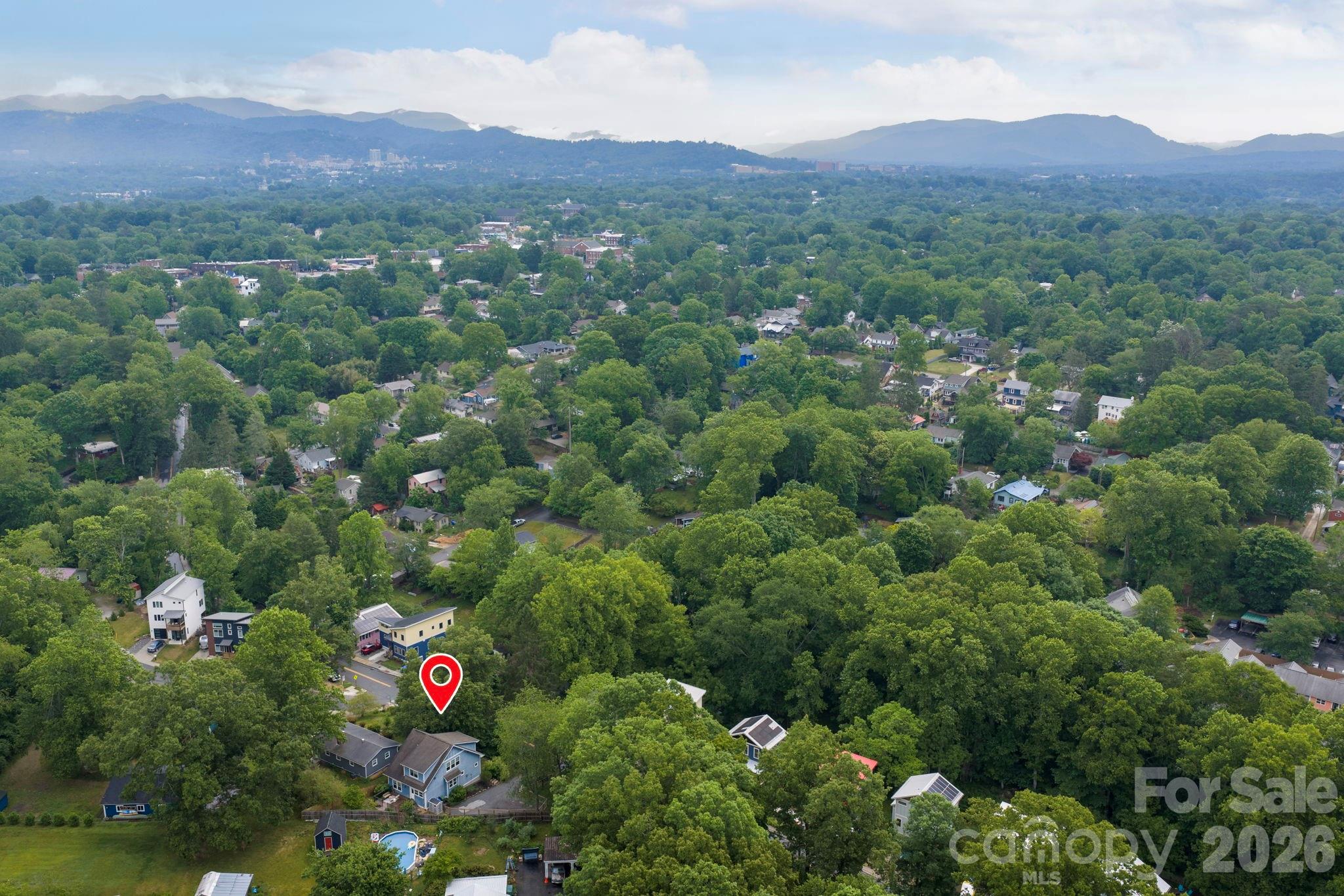 163 Sand Hill Road Asheville NC 28806