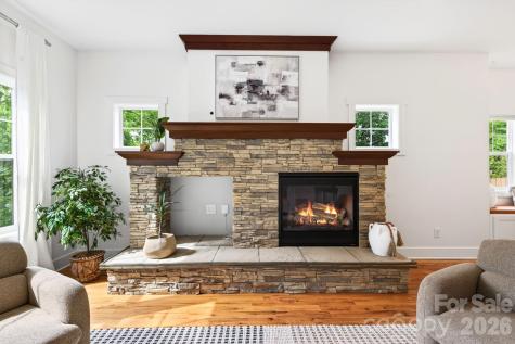 163 Sand Hill Road Asheville NC 28806