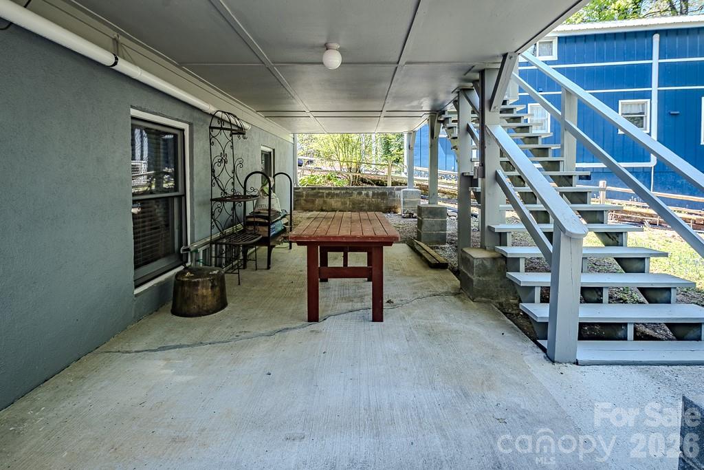 38 Rocky Meadows Road Newland NC 28657