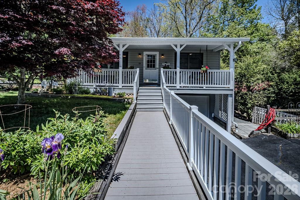38 Rocky Meadows Road Newland NC 28657
