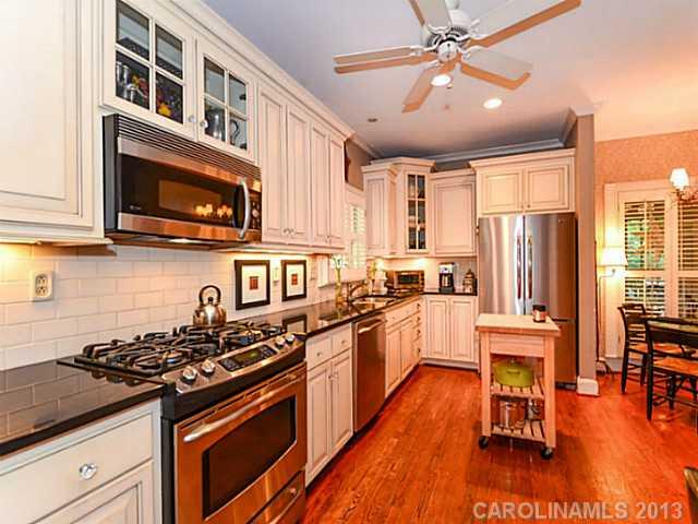 1500 Runnymede Lane Charlotte NC 28211